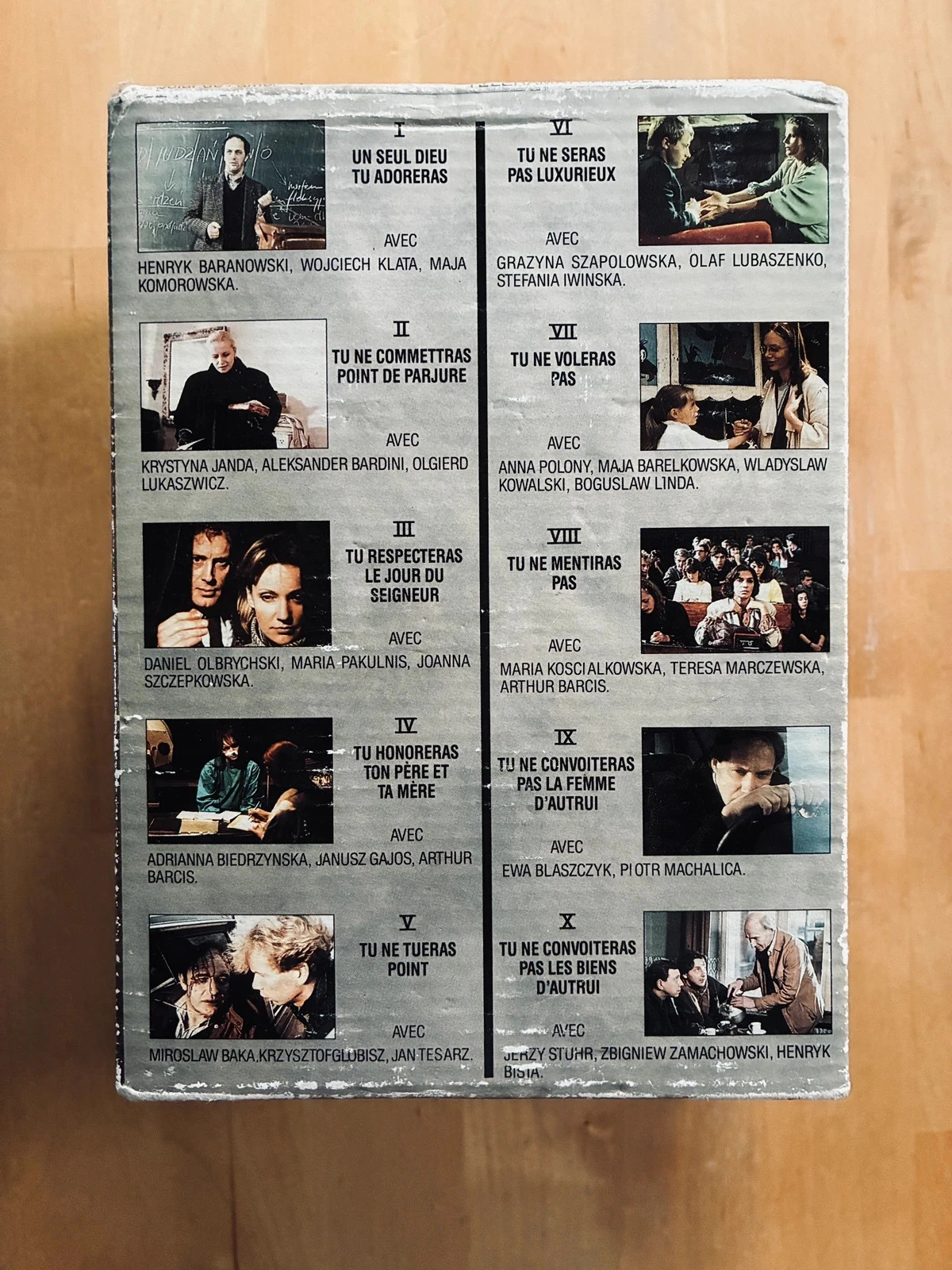 Coffret coletor 5 VHS Le Décalogue de Krzysztof Kieslowski. – photo 3